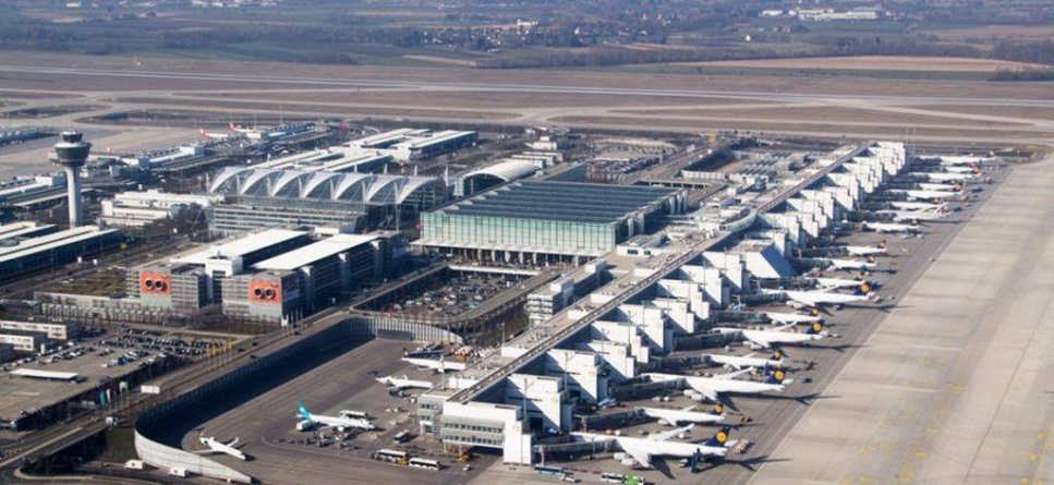 UE va impune taxe suplimentare pe emisiile de carbon ale companiilor aeriene. Nou motiv pentru scumpirea biletelor