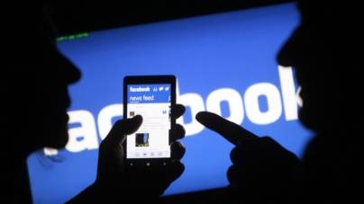 Facebook intenţionează să lanseze o serie de aplicaţii „orientate”, bazate pe „experienţe complet noi”