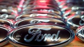 Geely ar putea asambla mașinii în uzina Ford de la Valencia