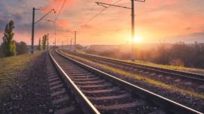 Alstom și Terna semnează pentru modernizarea căii ferate Filiași – Igiroasa. O afacere de 1,8 mld. lei, fără TVA