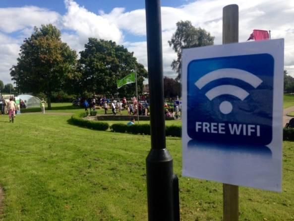 Acces gratuit la internet WiFi în spaţii publice din București