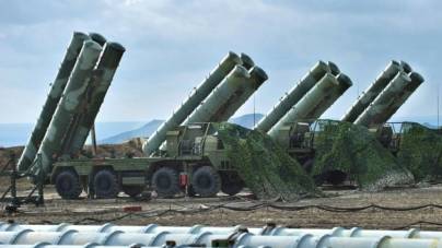 Baterii de rachete rusești S-400 înconjoară România