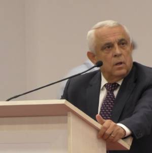 Ideile trăznite ale lui Petre Daea: panouri fotovoltaice în canalele de irigații