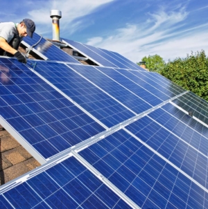 AFM alocă  986 mil. lei pentru programul de instalare a sistemelor fotovoltaice în 2022
