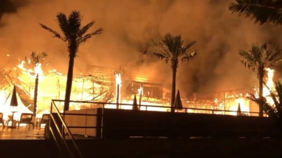 Un club din Mamaia a ars din temelii azi-noapte  VIDEO