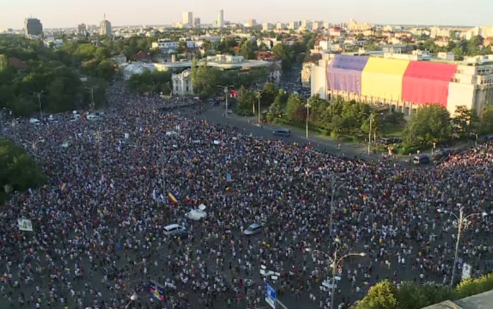 250.000 de persoane, așteptate astăzi la manifestația din București