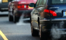 Accesul mașinilor poluante pe tot teritoriul Londrei, doar cu taxă din vara lui 2023