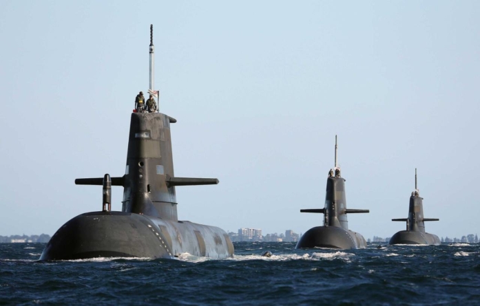 UPDATE: Rusia a lansat cea mai mare desfăşurare de submarine de la sfârşitul Războiului Rece