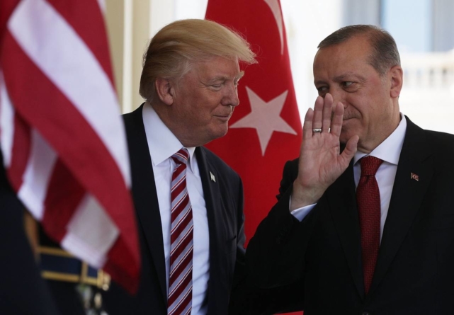 Trump a blocat bunurile deținute de oficiali turci în SUA ca sancțiune pentru ofensiva din Siria