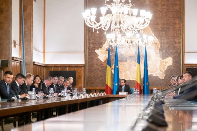 Rectificare bugetară: Veniturile se diminuează cu  18,36 mld. lei, iar cheltuielile scad cu 2,09 mld. lei