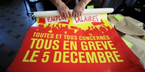 Franța, în grevă din cauza reformei pensiilor. Transporturile pot fi afectate grav