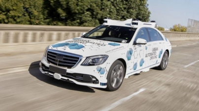 Mercedes-Benz și Bosch oferă vehicule clasa S automatizate pentru un serviciu de transport pe bază de aplicație