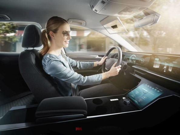 CES 2024: Bosch unifică, pe un singur SoC, funcțiile de infotainment și de asistență pentru șofer