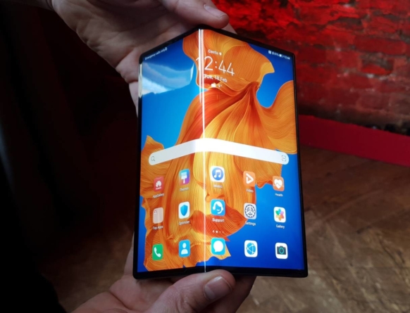 Huawei a prezentat Mate Xs, un concurent pentru Samsung Galaxy Z Flip – VIDEO