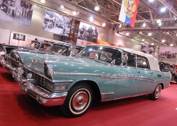 ZIL-111V, mașina care l-a transportat pe Gagarin, estimată la 2,9 milioane de dolari