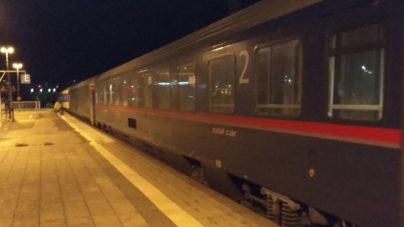 Îngrijitorii români, transportați cu trenul de noapte în Austria