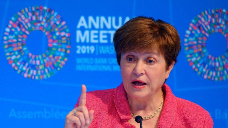 Director FMI: Măsurile de protecţie socială într-o lume a inteligenţei artificiale sunt primordiale