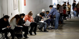 Studiu: Nouă din zece retaileri de produse nealimentare au aplicat pentru şomajul tehnic