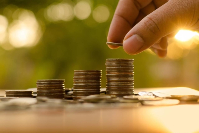 PwC: Multinaţionalele din România se așteaptă la o scădere a veniturilor cu până la 25%