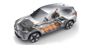Un model electric BMW emite cu o treime mai puțin decât unul cu ardere internă