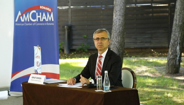 Semnal alarmant: 44% dintre companiile membre AmCham ar putea reduce numărul de angajaţi