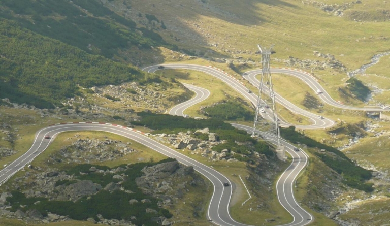 Transalpina și Transfăgărășan, închise începând cu 20 octombrie