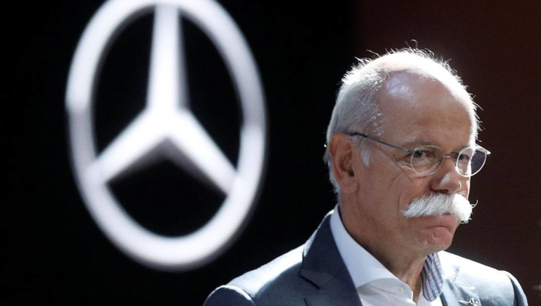Furtună la Daimler: Dieter Zetsche renunță la președinția grupului