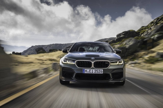 Cel mai puternic BMW de serie construit vreodată, disponibil în România