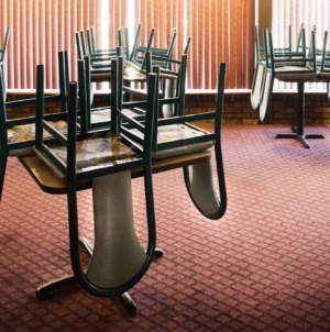 Se închid restaurantele, cafenelele, sălile de spectacole şi de jocuri de noroc din Ilfov