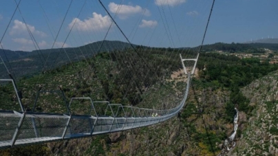 În Portugalia a fost inaugurat cel mai lung pod pietonal suspendat din lume