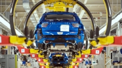 Producătorii auto europeni ar putea vinde sau închide până la opt uzine, consideră analiștii AlixPartners