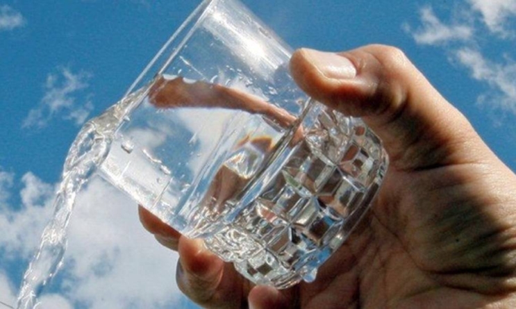 Israelienii au reușit să producă apă din aer poluat