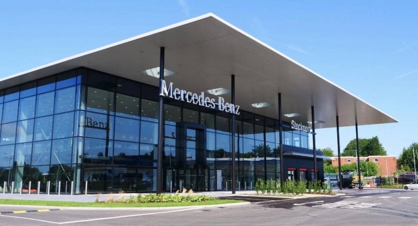 Daimler încearcă vânzarea unor showroom-uri Mercedes-Benz. O afacere de 1 mld. euro.
