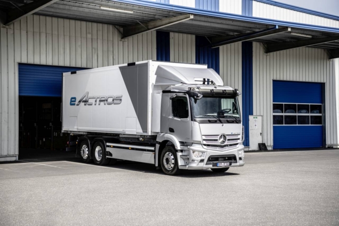 Grupul Daimler a lansat vehiculul electric Mercedes-Benz eActros