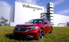 Grupul Volkswagen amână aprobarea unor investiții de miliarde de euro