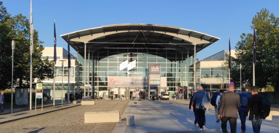 IAA Mobility a început la Munchen cu premiere ale mărcilor Mercedes, BMW, Hyundai, Renault, Dacia