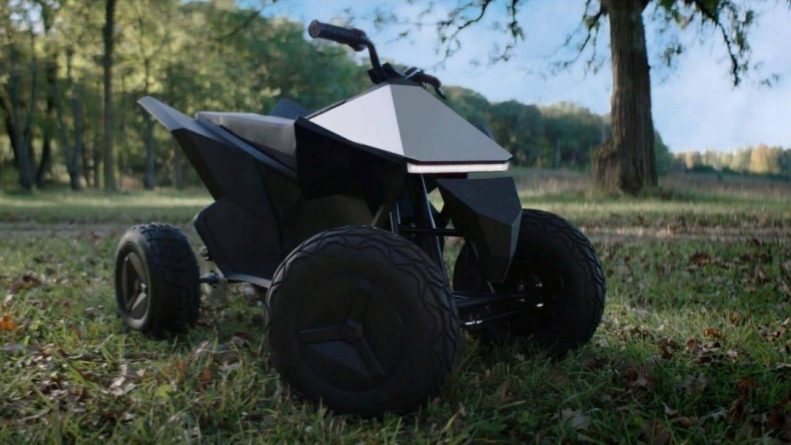 Tesla a lansat Cyberquad for Kids, un ATV electric pentru copii