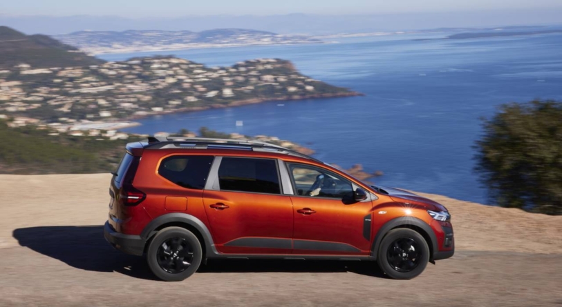 Dacia a anunțat oficial lansarea Jogger Hybrid în ianuarie 2023