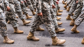 Ucraina majorează salariile soldaților. Cât câștigă un militar care luptă în prima linie