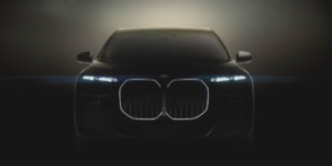 Conducerea autonomă la un nou nivel. BMW mizează pe deplasarea mașinilor în fabrică
