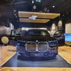 BMW are deja comenzi din România pentru modelul electric de lux i7