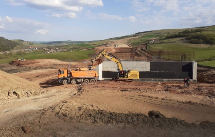 UMB Spedition amenință cu oprirea lucrului pe șantierele de infrastructură. CNAIR vine cu explicații fără rost