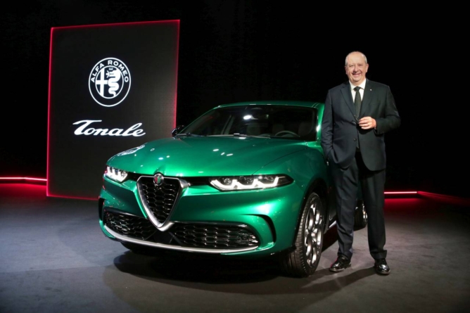Alfa Romeo dezvoltă un model de clasă mare pentru a cuceri piața americană