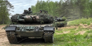 Germania ar putea anunța astăzi livrarea de tancuri Leopard Ucrainei
