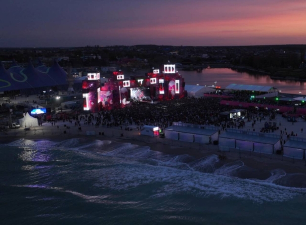 Hotelieri: Peste 100.000 de turişti pe litoralul românesc în minivacanţa de 1 Mai