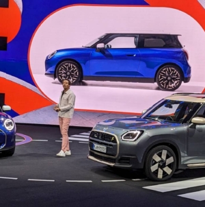 Noua gamă Mini pornește la drum cu Cooper și Countryman