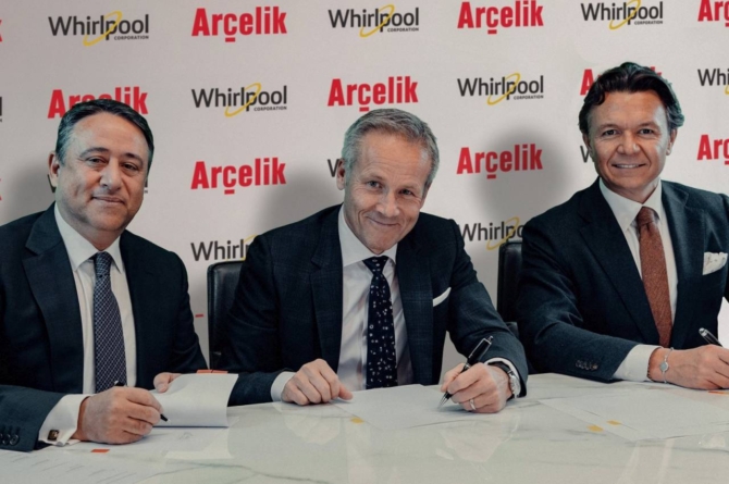 Comisia Europeană a avizat colaborarea Whirlpool cu Arcelik