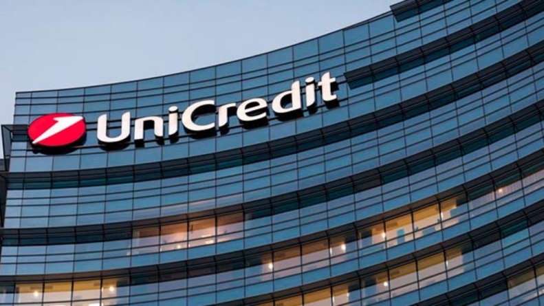 UniCredit va răscumpăra acţiuni în valoare de până la 2,5 mld. euro