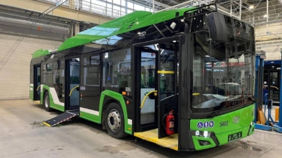 Nicușor Dan: Primele 15 troleibuze Solaris pentru București sosesc în ianuarie 2024