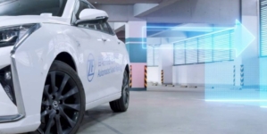 CES 2024: ZF Parking ECU – parcarea automatÄƒ coboarÄƒ Ã®n zona maÈ™inilor de volum